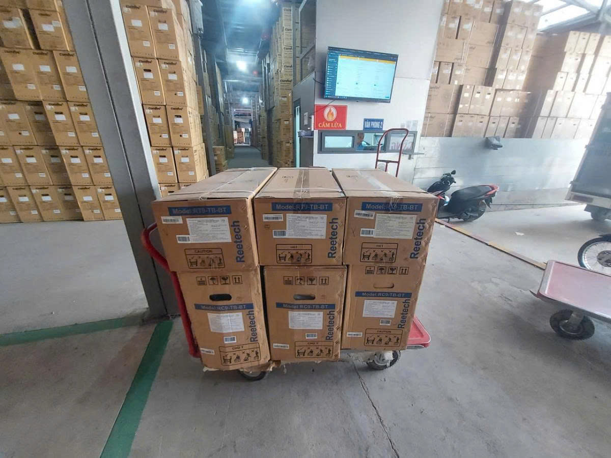 Giao hàng máy lạnh – Không chỉ là vận chuyển, mà là sự đảm bảo